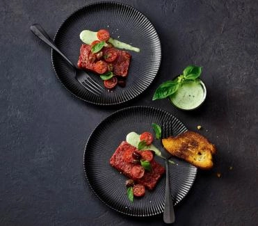 Rindstatar vom Flap Steak mit Basilikumcreme